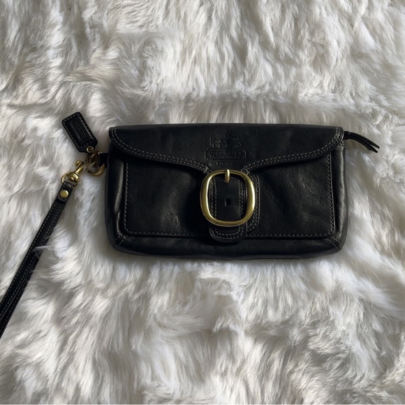 vintage coach wristlet - Picture 1 of 3
